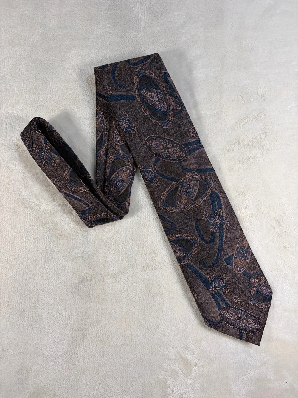 Vintage‎ Dior Woven Jacquard Finish Multi-Colored Paisley & Medallion Pattern